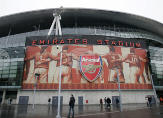 Бившият германски защитник Пер Мертезакер напуска ръководния си пост в Академията на Арсенал