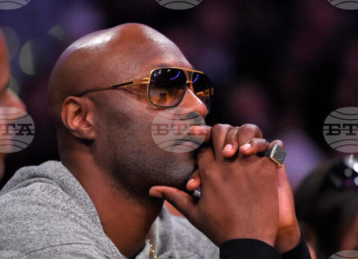 Бившият шампион от НБА Ламар Одъм е бил арестуван по подозрения за шофиране под въздействието на забранени вещества