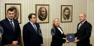 И вторият мандат – неуспешен: От ПП-ДБ го върнаха на президента нереализиран