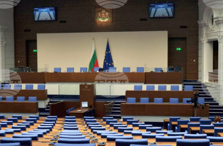 Депутатите ще обсъдят на второ четене промени в Закона за адвокатурата, свързани с рекламата на адвокатската дейност