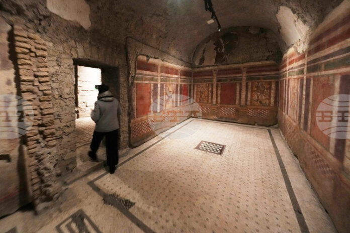 Древен римски дом отваря врати за обществеността с дистанционни обиколки с екскурзовод