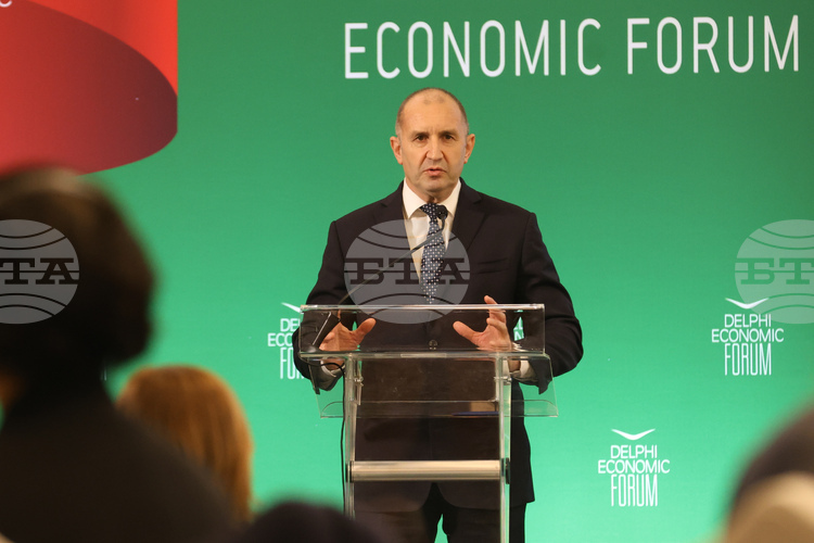 Европа е затворена в своята амбиция за морално лидерство в