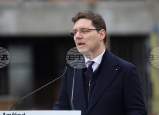 Европейската комисия подкрепя създаването на център за морска сигурност на Черно море в Румъния, съобщи евродепутатът Виктор Негреску