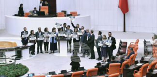 Френски журналист е бил арестуван в Истанбул по време на митинг срещу офанзивата на Дамаск срещу кюрдите