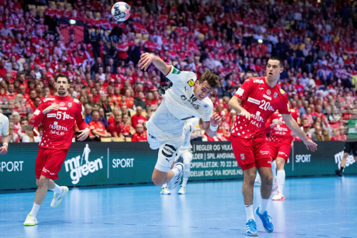 Германия надви Хърватия и се класира за четвърти път в Германия надви Хърватия и се класира за четвърти път в историята на финал на европейски първенства по хандбал за мъже