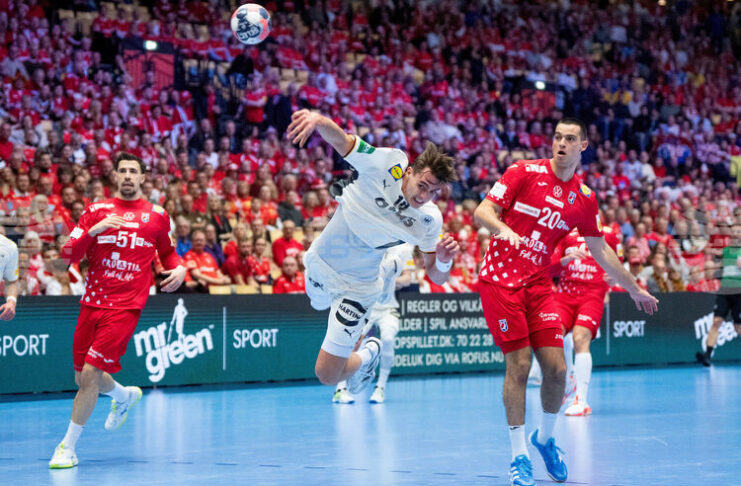 Германия надви Хърватия и се класира за четвърти път в историята на финал на европейски първенства по хандбал за мъже