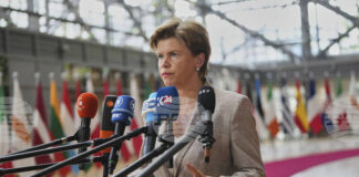 Германският външен министър призова в Латвия за по-строги мерки срещу руския "сенчест флот"