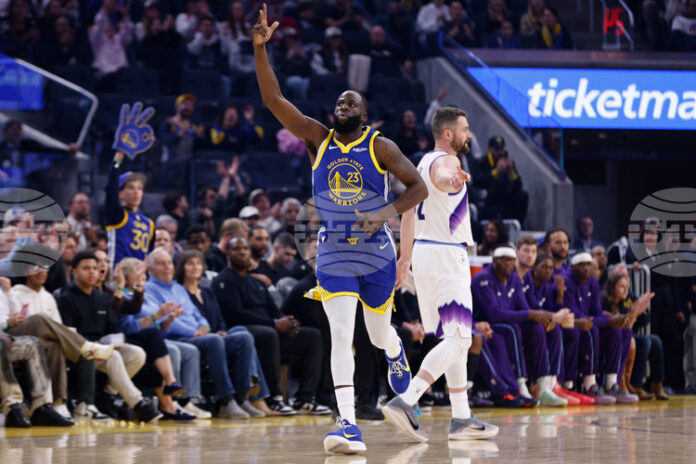 Голдън Стейт постигна победа срещу Юта в НБА Голдън Стейт постигна победа срещу Юта в НБА