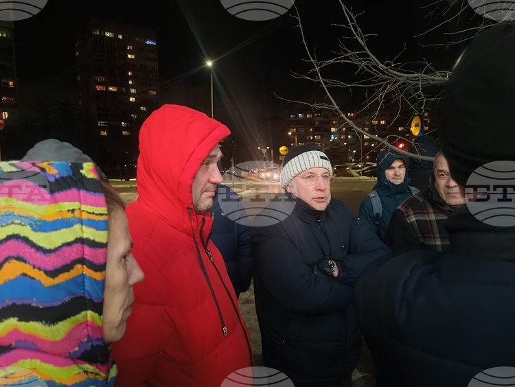 Граждани протестираха в столичния кв. „Манастирски ливади" - Изток с искания за зелени площи, удобен обществен транспорт и обновен градоустройствен план