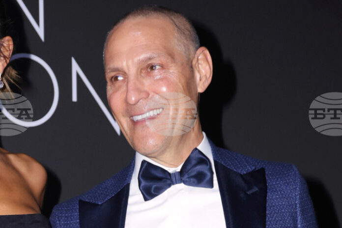 Холивудският агент Ари Емануел, сред чийто клиенти са били Мартин Скорсезе и Опра Уинфри, издава мемоари