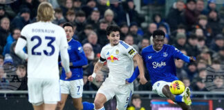 Илия Груев бе титуляр за Лийдс при равенство с Евертън