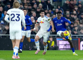 Илия Груев бе титуляр за Лийдс при равенство с Евертън