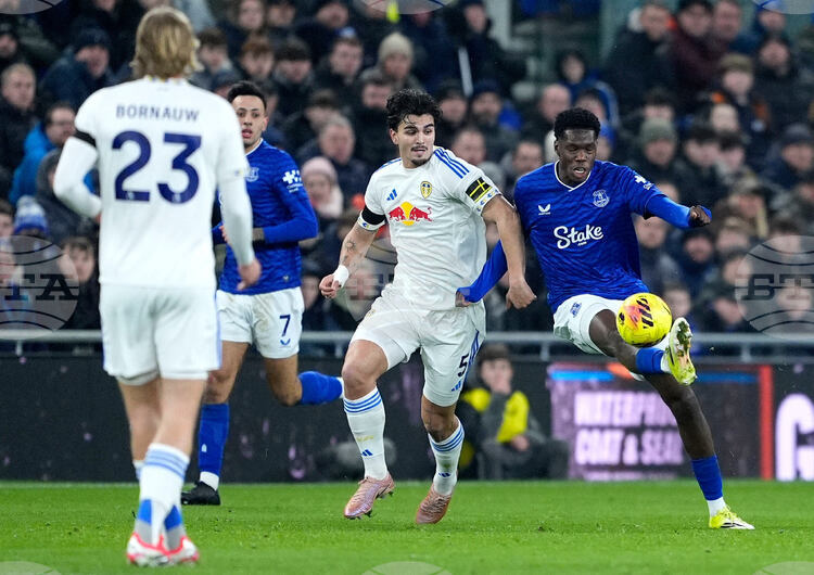 Българският футболист Илия Груев започна като част от титулярите и