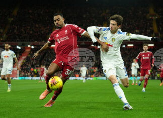 Илия Груев игра 90 минути и помогна на Лийдс да вземе точка при гостуването на Ливърпул