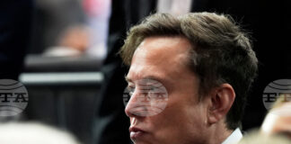 Илон Мъск и изпълнителният директор на „Райънеър“ си размениха взаимни нападки заради въздействието на „Старлинк“ върху полетите