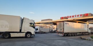 Интензивен е трафикът на граничните пунктове "Капитан Андреево" и "Лесово" за товарни автомобили