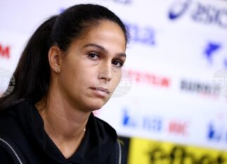 Изабелла Шиникова ще играе на полуфиналите на сингъл на турнир по тенис в Египет