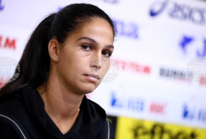 Изабелла Шиникова ще играе на полуфиналите на сингъл на турнир по тенис в Египет