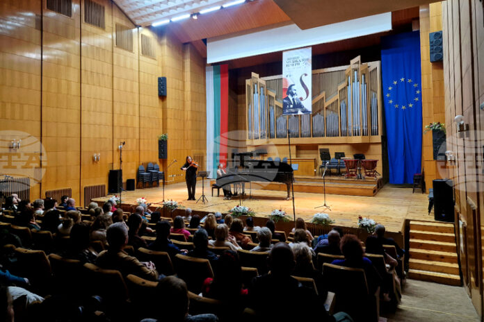 Камерна музика от Брамс звуча в третата вечер на фестивала "Зимни музикални вечери – проф. Иван Спасов" в Пазарджик