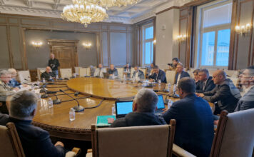 Комисията по отбрана прие проект за инвестиционен разход „Придобиване на брегови противокорабни ракетни комплекси за военноморските сили“ Комисията по отбрана прие проект за инвестиционен разход „Придобиване на брегови противокорабни ракетни комплекси за военноморските сили“