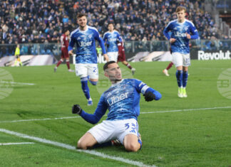 Комо разгроми Торино и излезе на пета позиция в класирането на Серия А