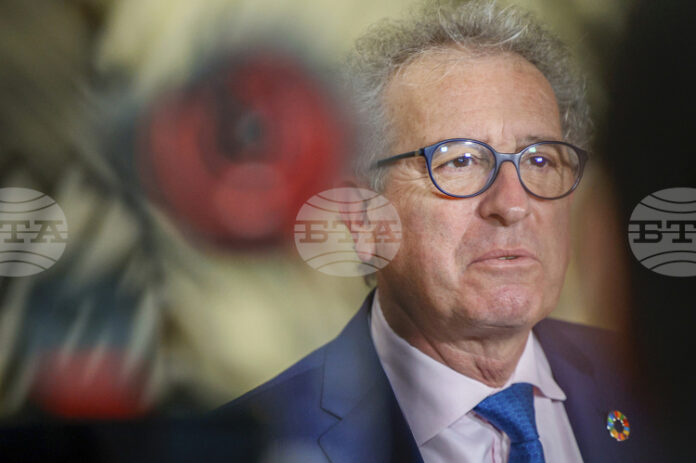 Кризисен фонд на стойност 500 милиарда евро може да се използва за отбрана, обяви управляващият директор на Европейския механизъм за стабилност