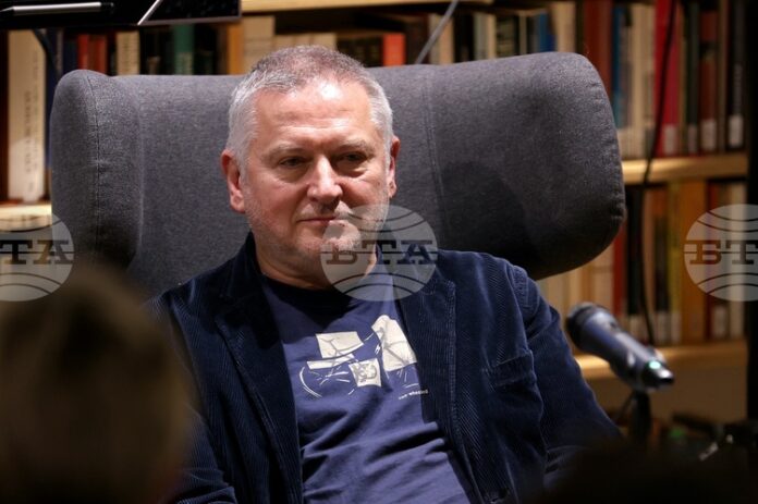 Либретото към „Космическа опера“, написано от Георги Господинов, излезе в САЩ като самостоятелно издание