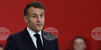 Макрон: Заплахата на Тръмп за налагане на мита заради Гренландия е неприемлива