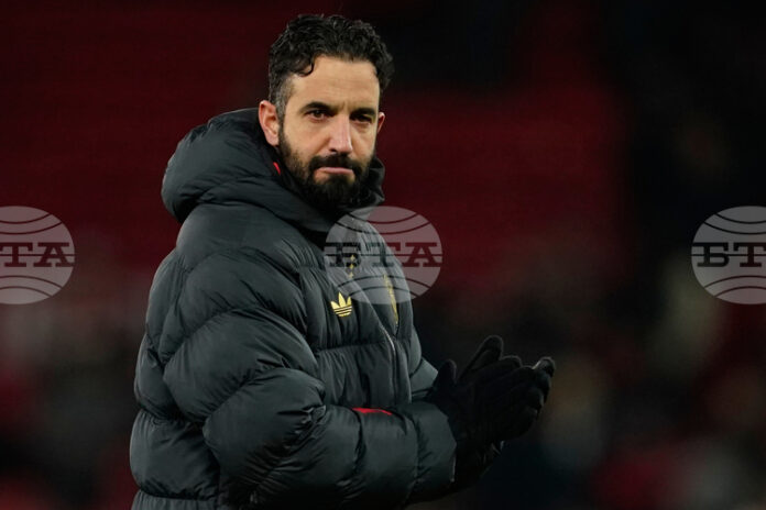 Мениджърът на Манчестър Юнайтед Рубен Аморим настоя, че не е Мениджърът на Манчестър Юнайтед Рубен Аморим настоя, че не е имало разговори за трансфери през януари