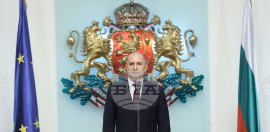 Румен Радев