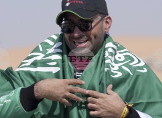 Миналогодишният шампион на Рали Дакар Язид Ал-Раджи напусна състезанието заради технически проблеми