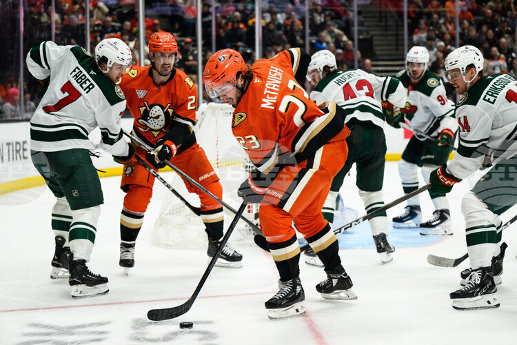 Минесота постигна победа с 5 2 над Анахайм в мач