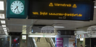 Младеж загина от токов удар на метростанция в Берлин