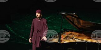 Монах Авел ще свири в столичната зала „България“