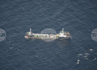 Моряк, обявен за изчезнал преди дни, беше намерен жив на борда на танкер в Германия