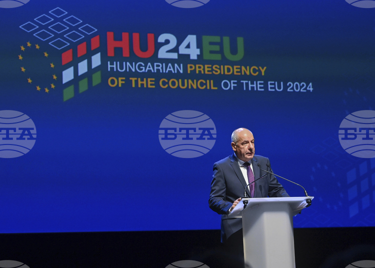 МТИ: Унгарският президент Тамаш Шуйок насрочи парламентарните избори за 12 април