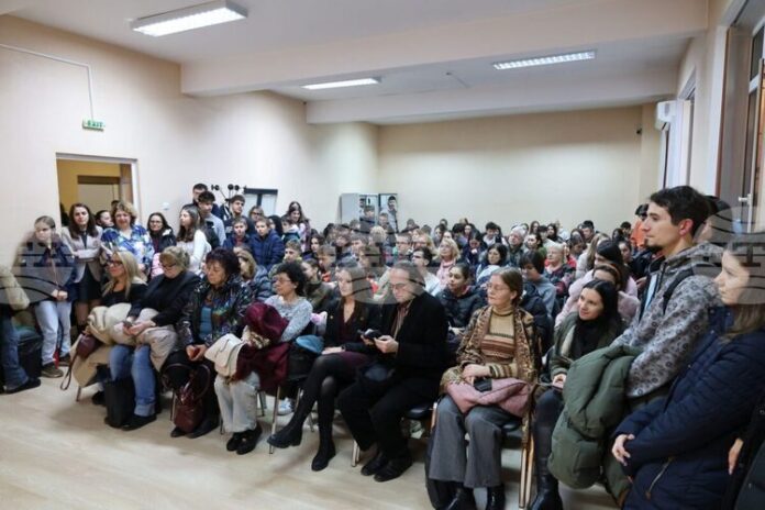 Националното състезание по лингвистика се състоя в столичното 133-то Средно училище „А. С. Пушкин“