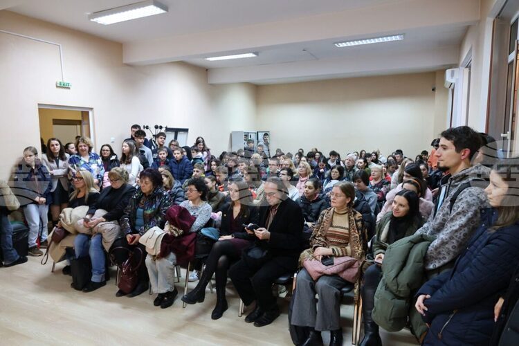 Националното състезание по лингвистика се състоя в столичното 133-то Средно училище „А. С. Пушкин“