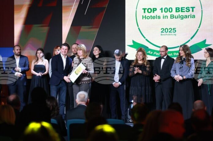 Наградите за най-добрите хотели в България, според оценките на техните гости, бяха връчени тази вечер