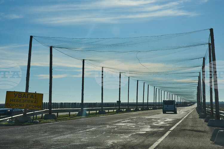 Назначеният от Русия губернатор на Херсонска област заяви, че 24 души са загинали при удари по време на новогодишните празненства