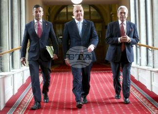 Нова Зеландия е решила да не приема поканата на Тръмп за присъединяване към Съвета за мир, заявиха премиерът и външният министър на тази страна