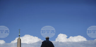 ОБНОВЕНА "Облачно бяло" е цветът на 2026 г., според реномирания институт "Пантон"