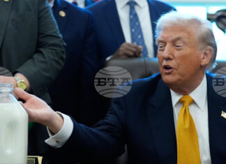 ОБНОВЕНА Тръмп заяви в интервю за Ройтерс, че синът на иранския шах изглежда много симпатичен, но не знае каква роля би играл в страната си