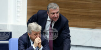 Общините да обособят площадки за строителни отпадъци от домакинствата, предвиждат промени, приети на първо четене в парламента