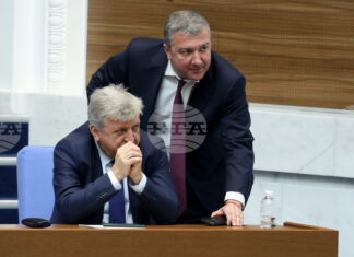 Общините да обособят площадки за строителни отпадъци от домакинствата, предвиждат промени, приети на първо четене в парламента