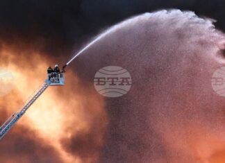 Общо 88 пожара са потушени през изминалото денонощие, пострадал е един човек Общо 88 пожара са потушени през изминалото денонощие, пострадал е един човек