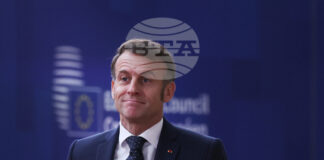 ОБЗОР
                                                                                                 Венецуела предизвика политически вълнения във Франция