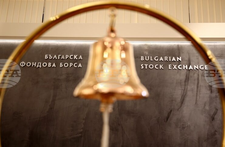 Основният индекс на БФБ нарасна с над 21 на сто в първите две търговски седмици след приемането на еврото