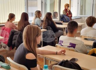 От Национална мрежа за децата настояват да се спрат процедурите по приемане на промените в Закона за предучилищното и училищното образование От Национална мрежа за децата настояват да се спрат процедурите по приемане на промените в Закона за предучилищното и училищното образование