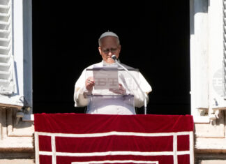 Папата призова за диалог и мир в Иран и Сирия, и отправи молитвите си към украинския народ